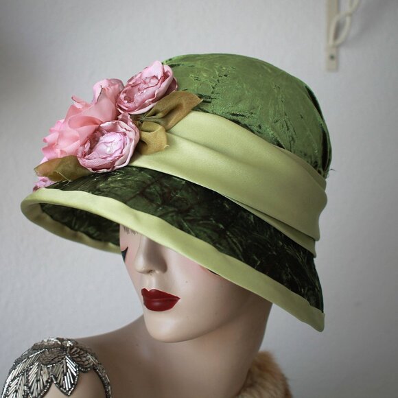 Fall Winter Velvet Vintage Style Wide Brim Cloche Hat main image 4